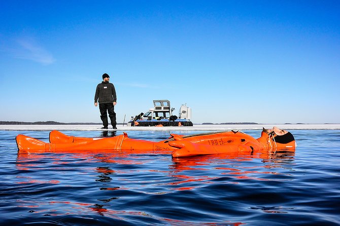 Redrib Ice Experience - From East Helsinki to the Frozen Archipelago in 3.5 Hours