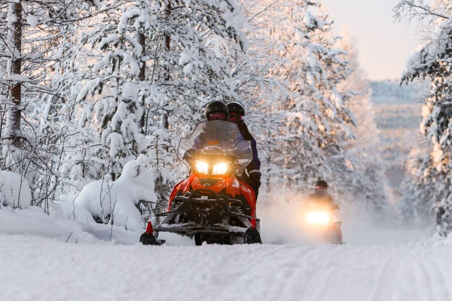 Rovaniemi: 2-Hour Snowmobiling Experience - Meeting Safartica in Rovaniemi, Getting Suited Up, and Learning the Snowmobile
