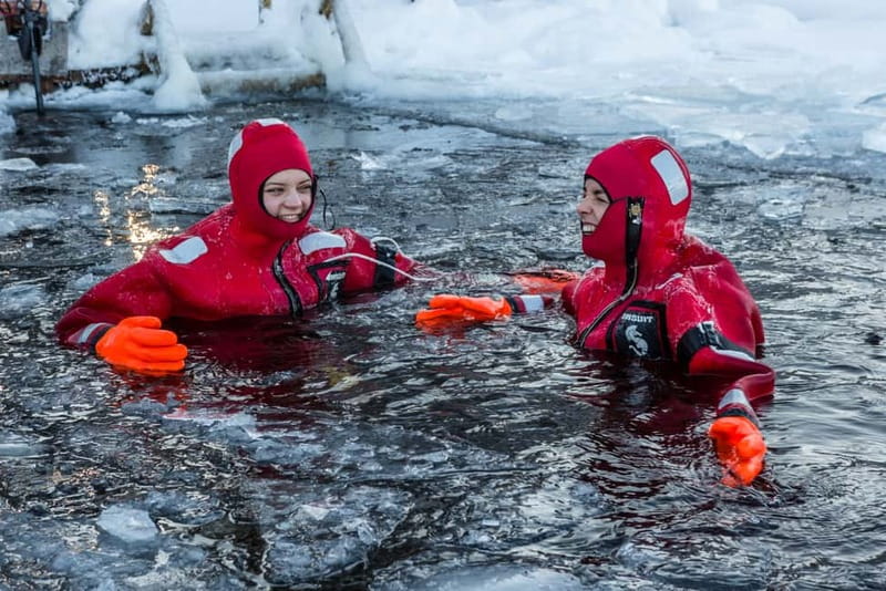 Rovaniemi: Arctic Ice Floating Experience - Best fit for your personality and comfort level