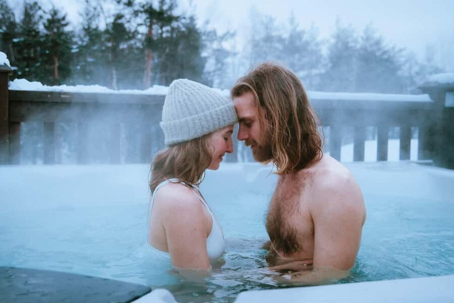 Rovaniemi: Arctic SnowHotel Tour and Snow Sauna Experience - Arctic SnowHotel, sauna steam, and the cold you can actually enjoy