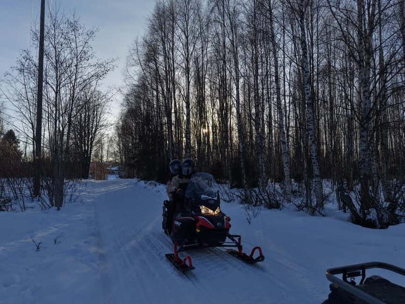 Rovaniemi: Arctic Snowmobiling Ride with Local Guide - Northern Lights Timing: A Bonus, Not a Guarantee