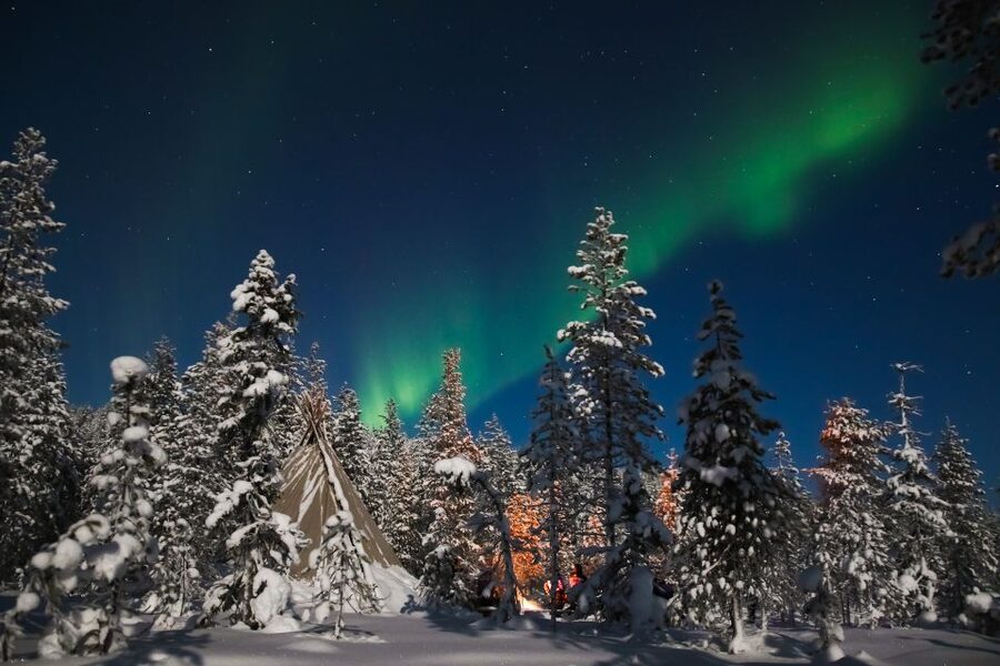 Rovaniemi: Aurora Borealis and Picnic - Winter clothing and outdoor time, the comfort equation