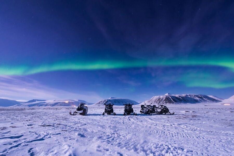 Rovaniemi: Aurora Borealis Snowmobile Safari with Campfire - Quick takes before you go