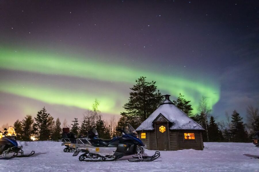 Rovaniemi: Aurora Borealis Snowmobile Safari with Campfire - Driver license rules, insurance choice, and safety in the cold
