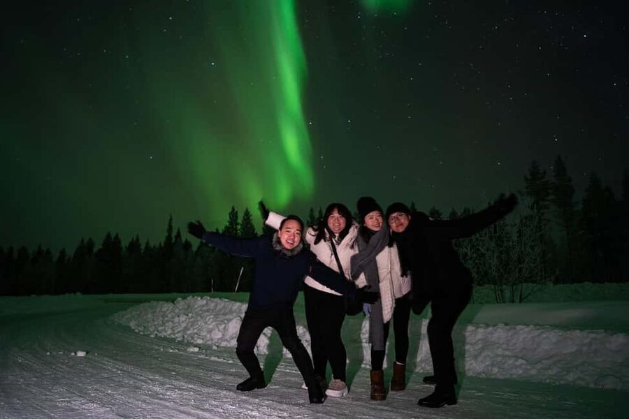 Rovaniemi: Aurora Hunt - Free Photos, 100% Guaranteed Refund - The Guaranteed Refund: Simple Logic, Worth Reading Twice