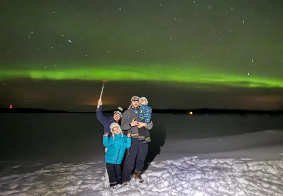 Rovaniemi: Aurora hunting and a fireside BBQ experience - Fireside BBQ: the warm center of the Arctic evening