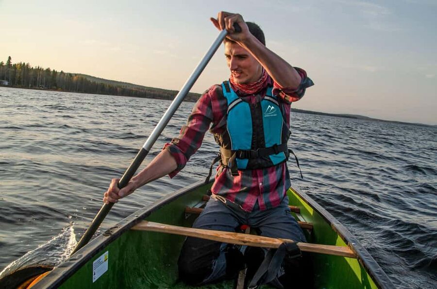 Rovaniemi: Canoe Adventure in Lapland - Real instruction matters: what the guide teaches you