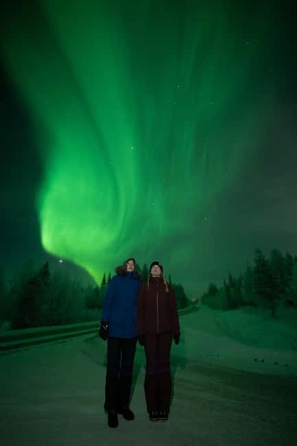 Rovaniemi: Coffee under Northern Lights & Professional Photo - Learning the Northern Lights Science, Without Making It Hard