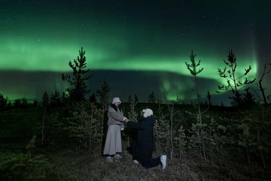 Rovaniemi: Genuine Aurora Hunting with Unlimited Pro Photos - Who should book this tour, and who might be better off elsewhere