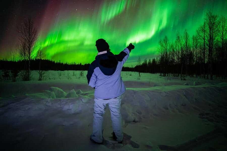 Rovaniemi: Guaranteed Aurora Hunt with Local Guides & Photos - Entering The Aurora Hunt Mindset From Rovakatu 25-27