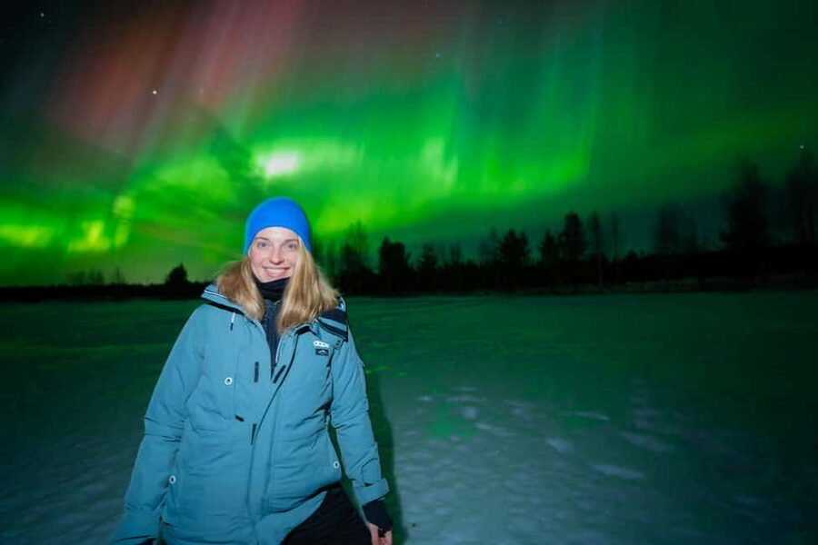 Rovaniemi: Guaranteed Aurora Hunt with Local Guides & Photos - Two Ways You’ll Experience The Aurora: Eyes, Camera, and Photos You Can Actually Keep