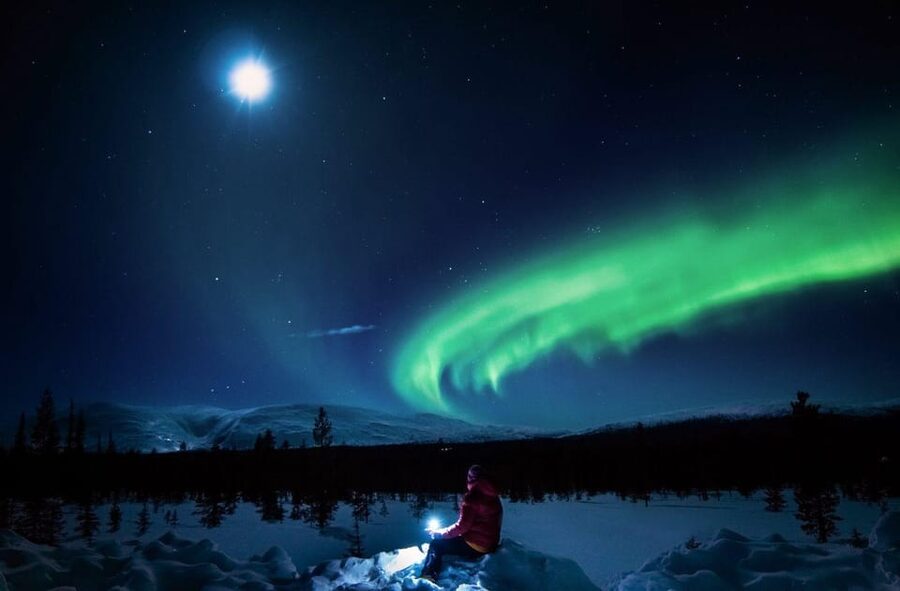 Rovaniemi: Guaranteed Aurora Hunting Tour with Local Guide - Northern Lights hunting that’s built around results