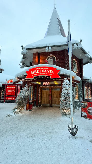 Rovaniemi: Guided Tour of Santa Claus Village - Santa Claus Village Walkthrough: Efficient Stops, Fewer Lines, Better Photos