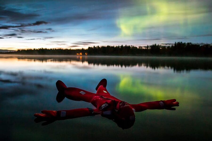 Rovaniemi: Ice Floating Experience - Safety briefing first: how to think about the cold before you float
