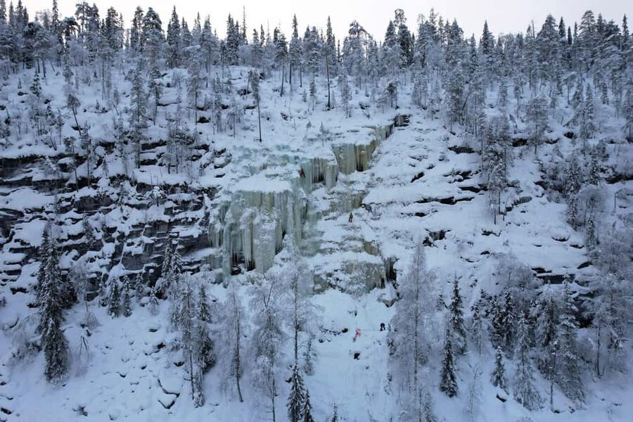 Rovaniemi: Korouoma Canyon and Frozen Waterfalls Tour - Why Korouoma Canyon looks so unreal in winter