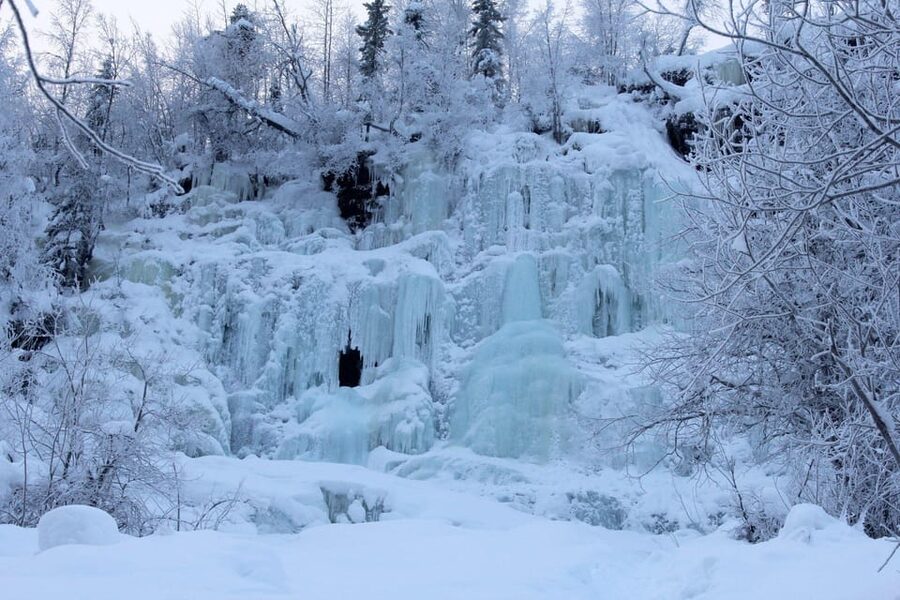 Rovaniemi: Korouoma Canyon Frozen Waterfalls Guided Hike - The drive from Rovaniemi: easier than self-planning in winter