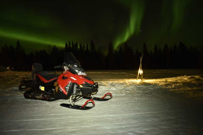 Rovaniemi: Night Snowmobile Tour - The 3 hour flow: lesson to campfire, then aurora hunting