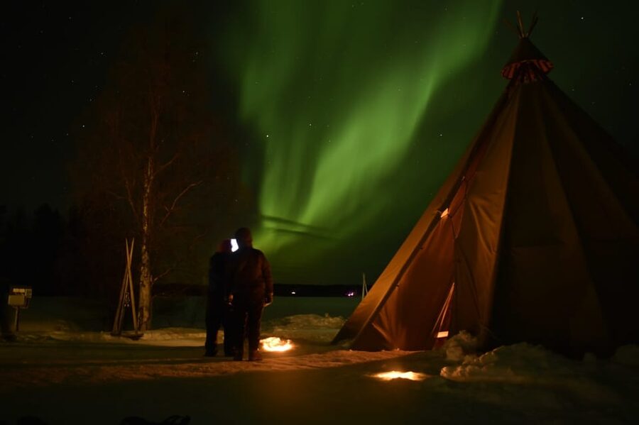 Rovaniemi: Night Snowmobile Tour - Cold-weather reality: dress like it is your main activity