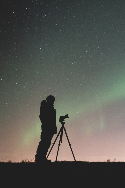 Rovaniemi: Northern Light Hunt Tour with ProCamera - What This Rovaniemi Northern Lights Hunt Feels Like in Real Life