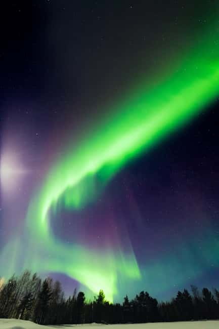 Rovaniemi: Northern Lights Family Tour with Photographer - The Arctic waiting game, made easier