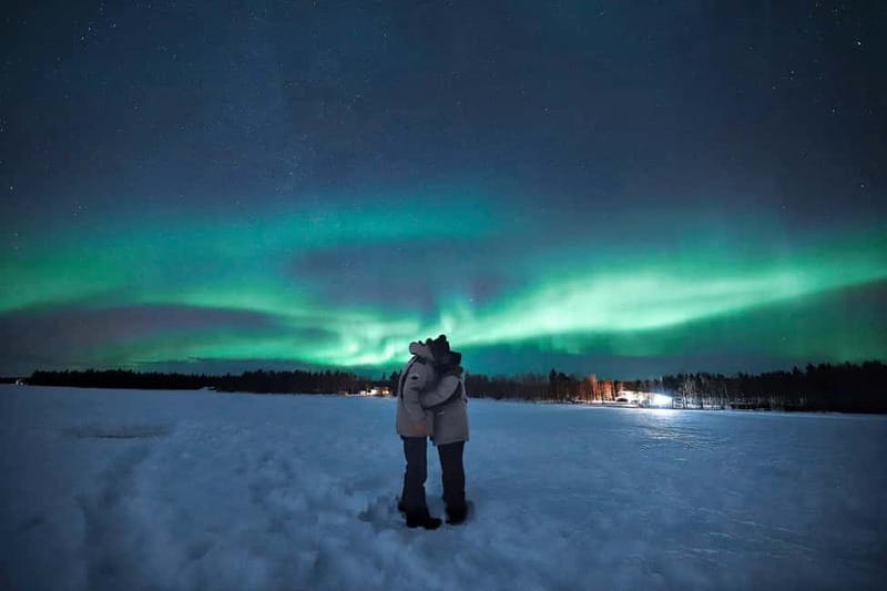 Rovaniemi: Northern Lights Family Tour with Photographer - What it is like for families and first-timers