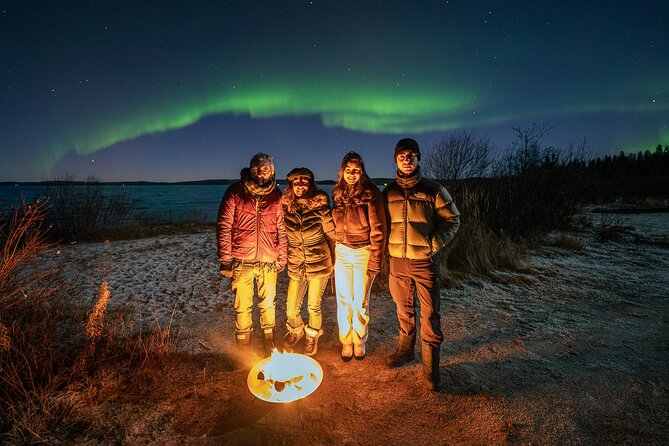 Rovaniemi Northern Lights Hunt With A Professional Photographer - Gear and Comfort, What You Must Bring (Snacks and Clothing)