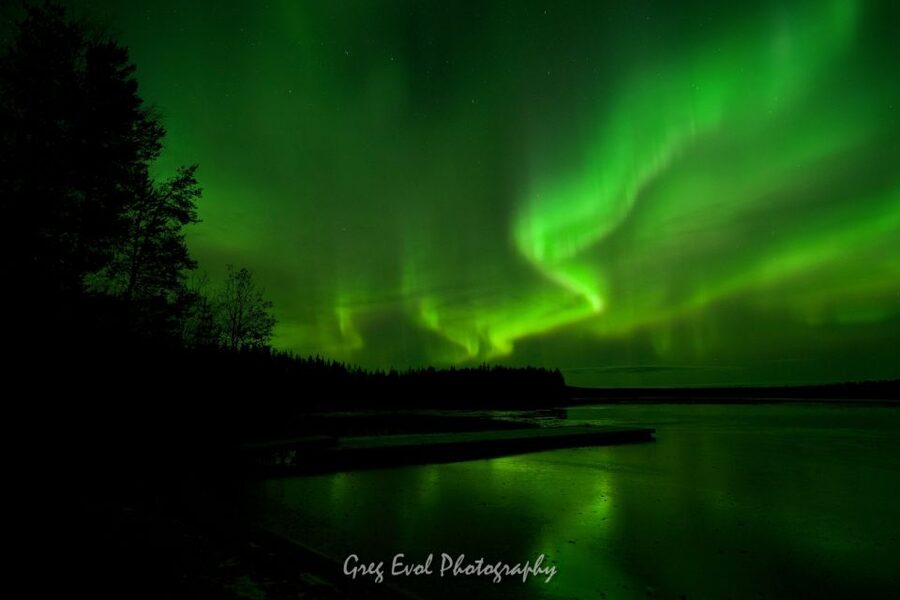 Rovaniemi: Northern Lights Hunting in Lappish old cottage - Pickup, car comfort, and what to wear for the cold
