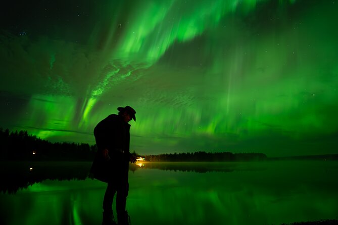 Rovaniemi: Northern Lights Small Group Money-Back Guarantee - Your guides matter: energy, persistence, and photography focus