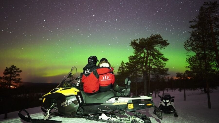 Rovaniemi: Northern Lights Snowmobile Hunt - Key things to know before you go