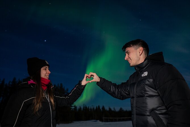 Rovaniemi: Northern Lights Tour with Guaranteed Viewings - Guides, command center, and the advantage of being ready fast
