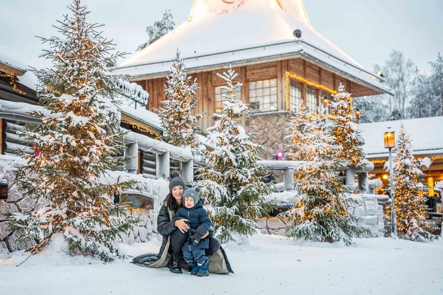 Rovaniemi: Private Pro Photoshoot in Santa Claus Village - After the Shoot: Stay for Santa, Shop for Souvenirs, or Return to Rovaniemi