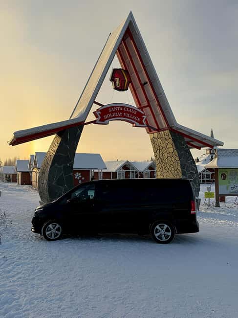 Rovaniemi: Private Santa Claus Village Tour & Sleigh Ride - Hot drinks, snacks, warm clothing, and small comfort wins