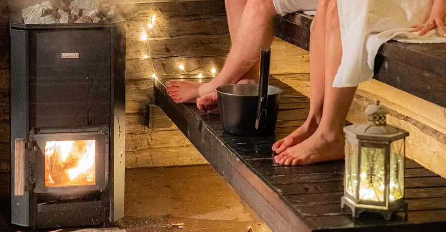 Rovaniemi: Private Sauna and Ice Swimming Tour with Snacks - How the 4-hour heat and cold loop works