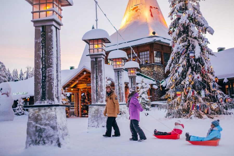 Rovaniemi: Santa Claus Village Visit with Hotel Pickup - Santa’s Post Office: the working mail stop that feels real