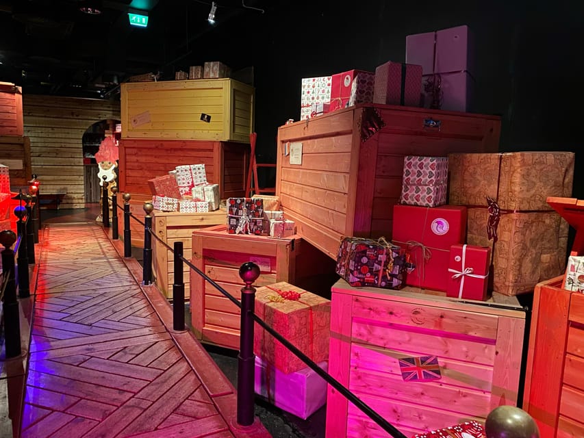 Rovaniemi: Santa Claus Village w/ Husky & Reindeer Sled Ride - Key highlights worth knowing