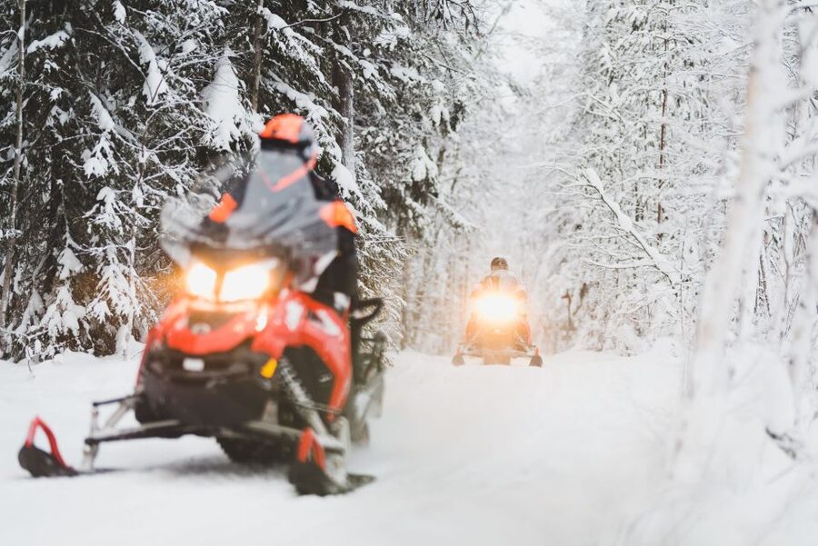 Rovaniemi: Snowmobile Adventure Tour for Adults Only - The 3-hour flow: how the route keeps you riding