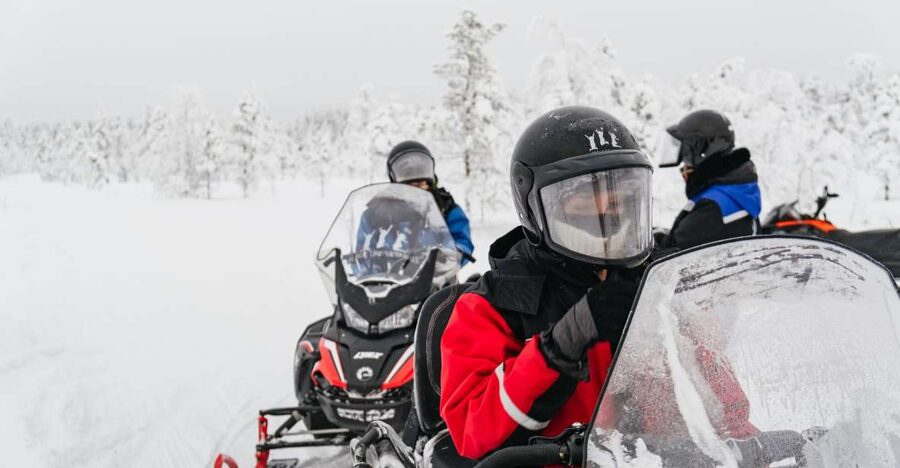Rovaniemi: Snowmobile Safari, Reindeer & Husky Sleigh Ride - Comfort and safety in minus temps: what you should actually do
