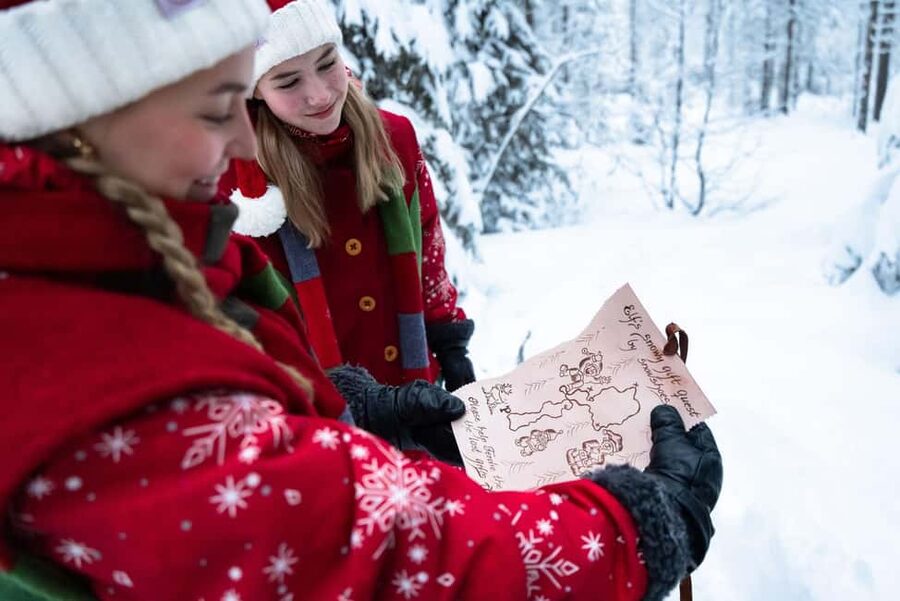 Rovaniemi: Snowshoe walk with Santa's cheerful Elf - Entering Lapland by way of Santa’s Elf Adventure Center