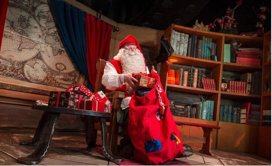 Rovaniemi: Tour to Santa Claus Village with Hotel pick up - Should You Book This Santa Claus Village Tour With Hotel Pickup?