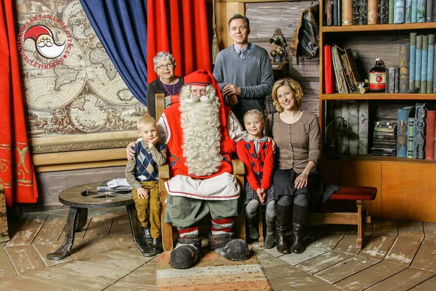 Rovaniemi: Tour to Santa Claus Village with Hotel Transfer - Hotel Pickup to Santa Claus Village: Worth the Direct Transfer