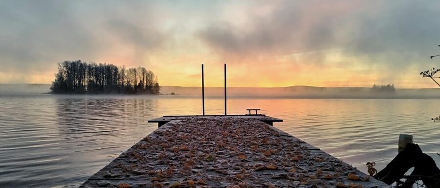 Rovaniemi: Traditional Sauna and Ice Swimming Experience - Your 90-Minute Flow: From Changing Room to Steam-Filled Heat