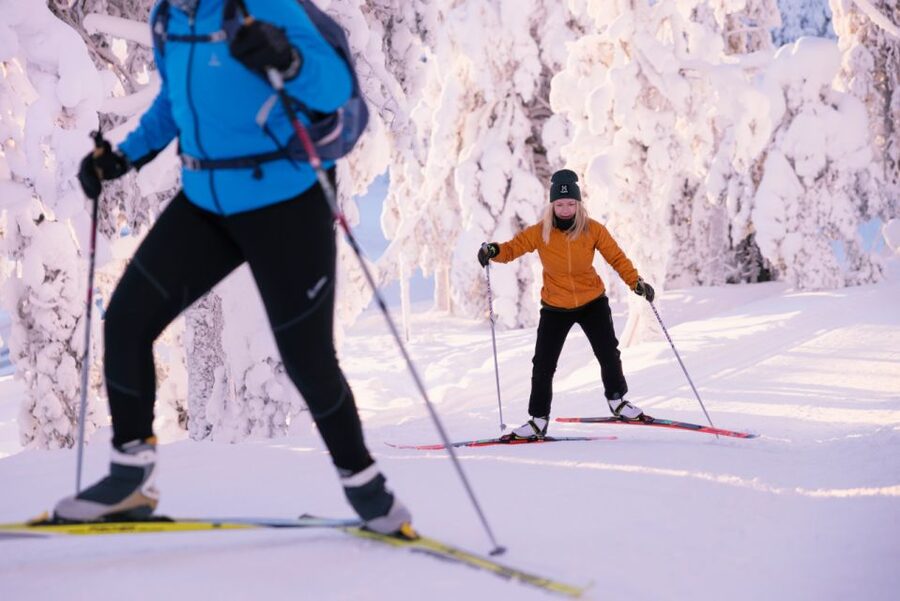 Ruka: Cross-country skiing - Why this beginner cross-country lesson works in Ruka