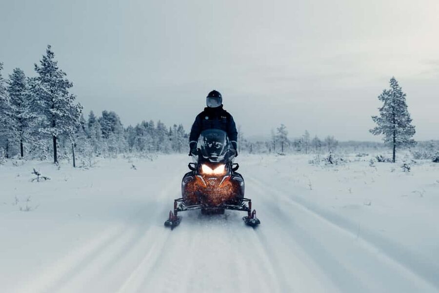 Ruka: Scenery Snowmobile Safari - From winter gear to first minutes on the snowmobile