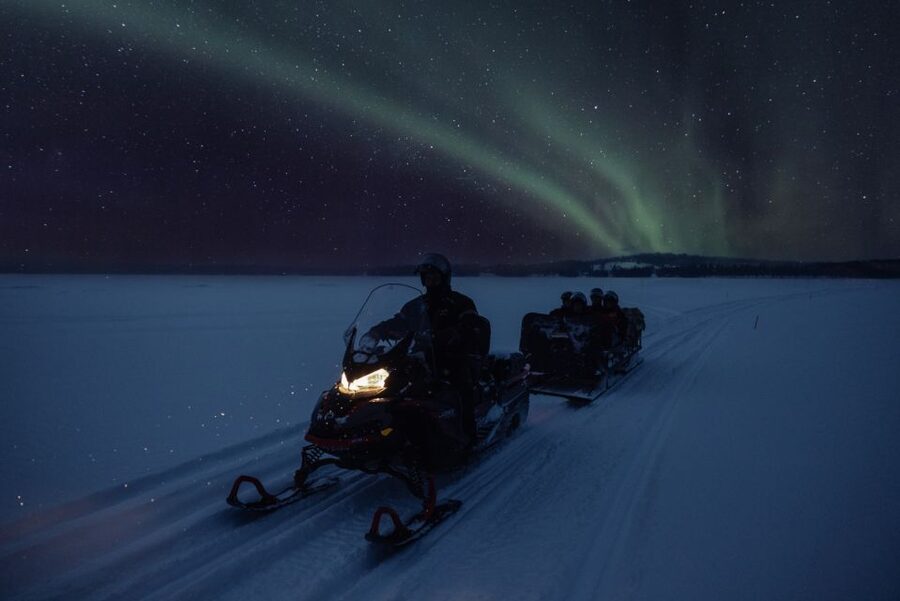 Ruka: Starlight sledging to search for Northern Lights - Gear and clothes: simple prep that makes the night comfortable