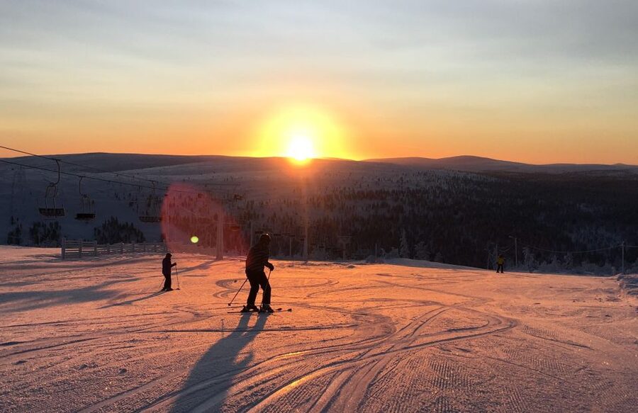 Saariselkä: Easy Ski Day Package - The 105-minute beginner lesson, and what you should expect