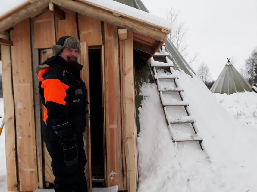 Saariselkä: Ice Fishing Tour to Lake Inari, reindeers& lunch - Koppelo Sleigh Ride to the Secret Fishing Place on Lake Inari