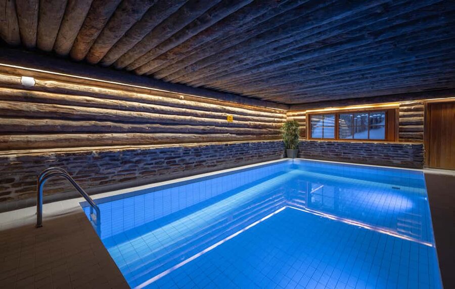 Saariselkä: Kuukkeli Saunaworld (Smoke Sauna) - Public sauna etiquette: how the shared format affects your experience