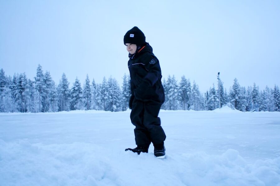 Saariselkä: Rent Winter Clothing Sets - Price and value: is $54 per person a good deal?