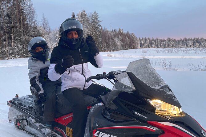 Snowmobile drive experience - Your Safety Lesson: How You Learn Without Feeling Rushed