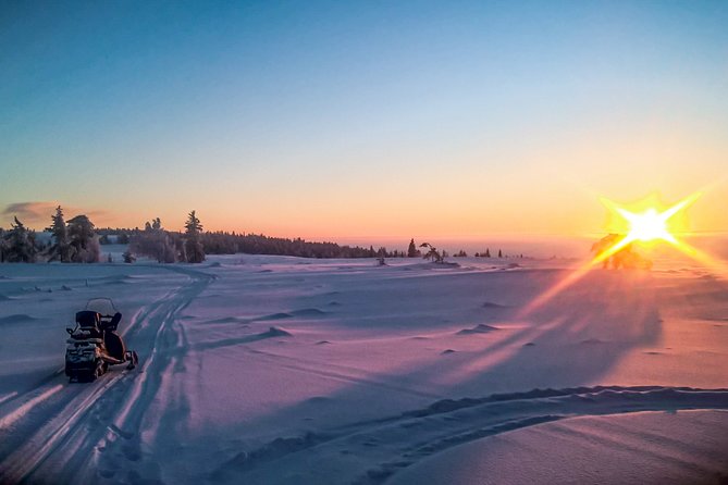 Snowmobile Safari in the Nature - Morning start - Getting geared up: comfort is the real luxury in Lapland